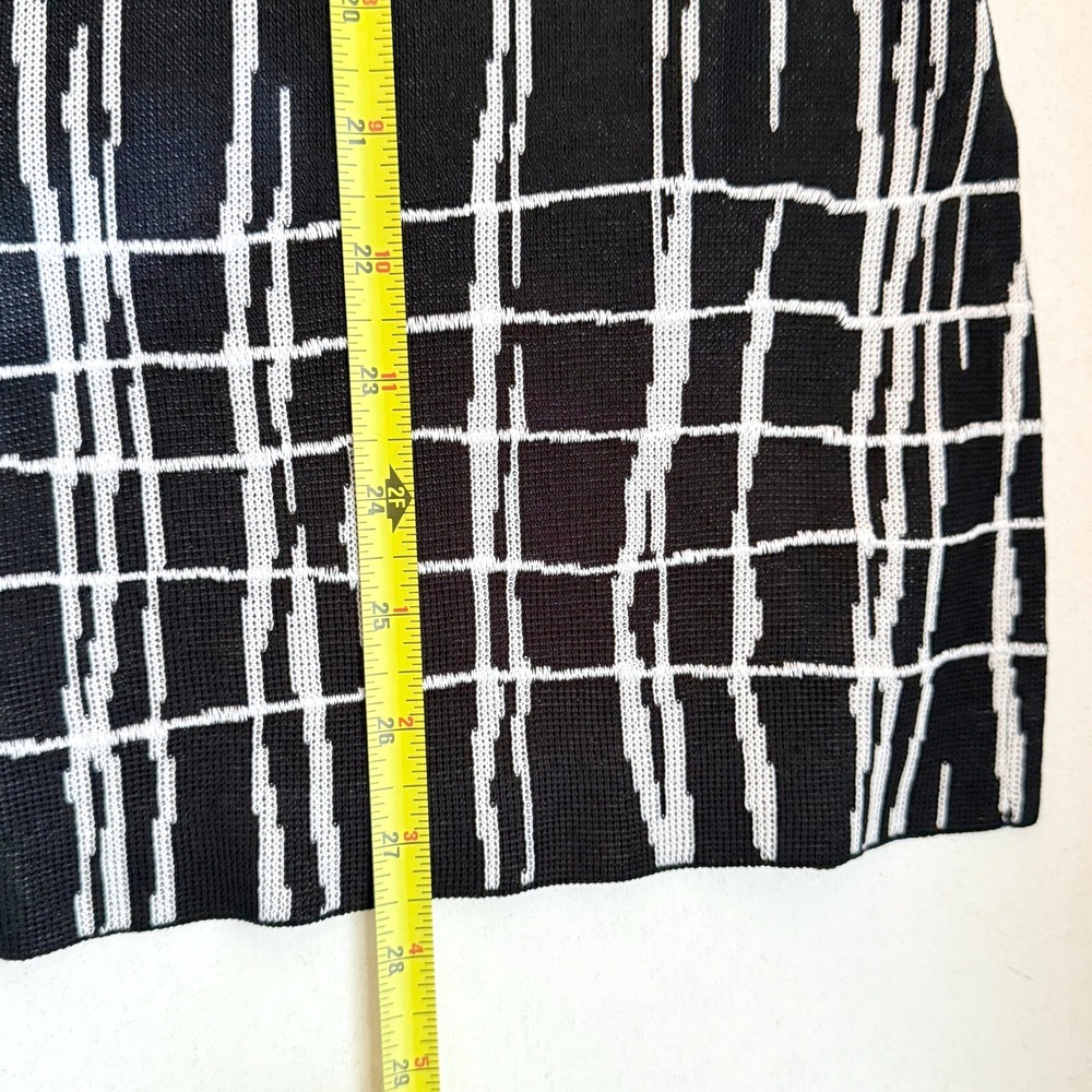 Ming Wang Black White Abstract Grid Knit Cardigan Jacket XL Hook Eye Closure - Picture 9 of 9